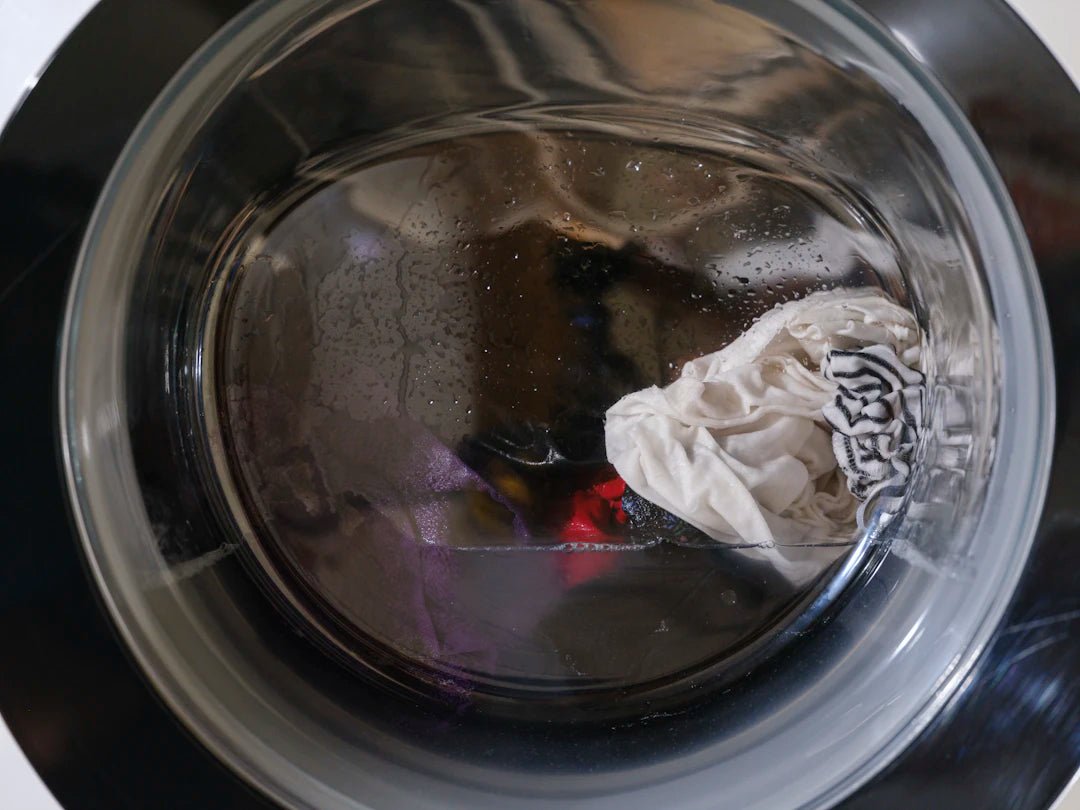 Choosing the Right Laundry Detergent for Your Clothes - Clean Guy